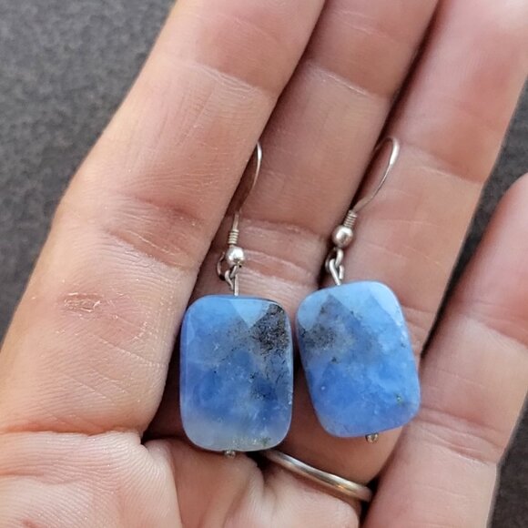 Natural blue opal faceted square 925 sterling silver dangle earrings - Picture 11 of 16